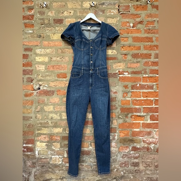 Guess Jean Romper Size M - Picture 4 of 8